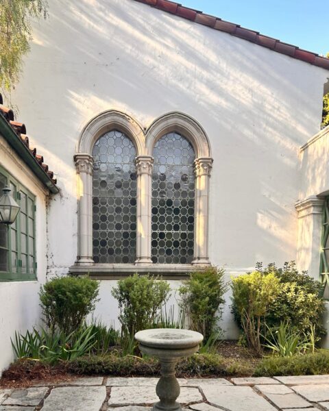 Fountain in courtyard of Scripps college.